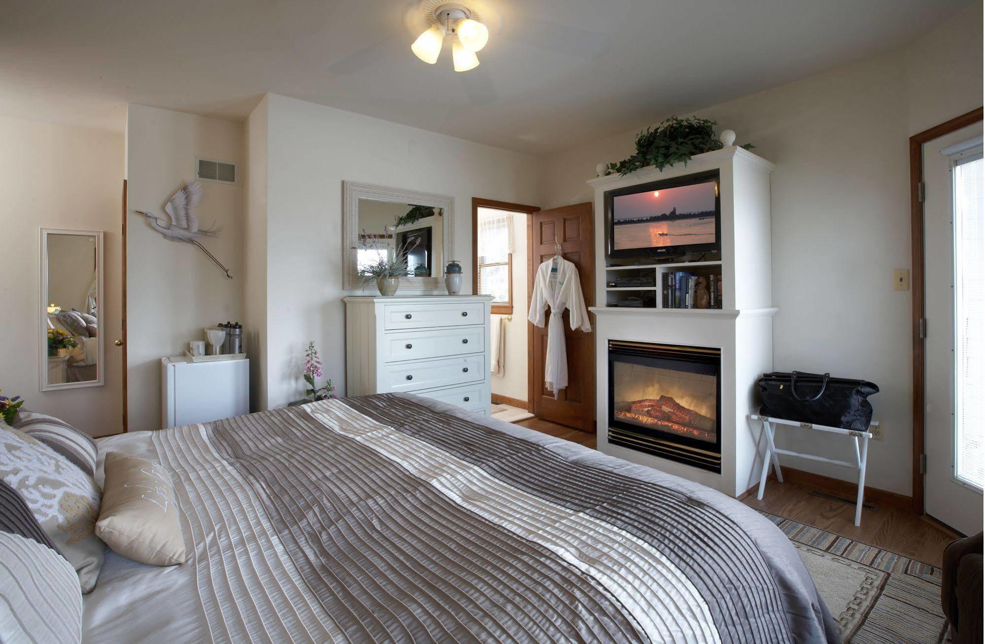 Sand Castle Bed And Breakfast Barnegat Light Exterior photo